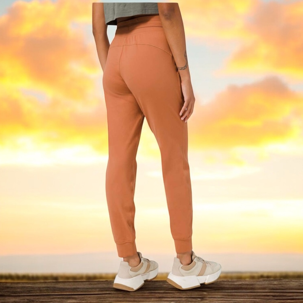 Lululemon Ready to Rulu Jogger 29" in Desert Sun Sz 18 - Picture 2 of 15